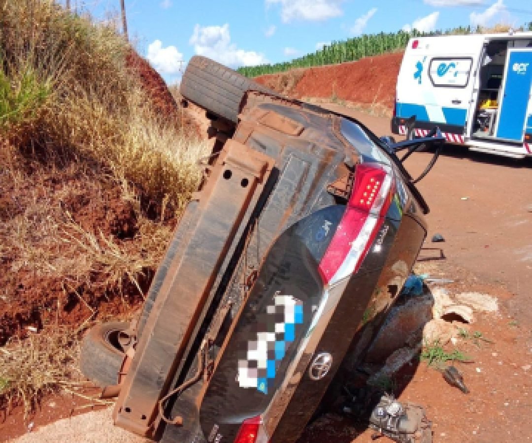 Capotamento é registrado na BR-163 em Santa Maria