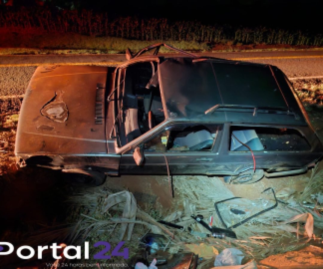 Capotamento é registrado na PR-495 e jovem de 21 anos fica ferido em Medianeira