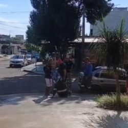 Carro e moto batem no Santo Onofre