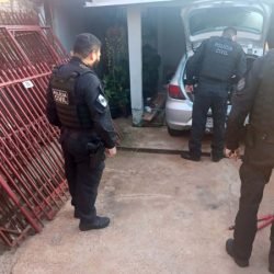 PCPR e PMPR prendem 3 pessoas e apreendem 6 armas, munições e drogas em Cascavel