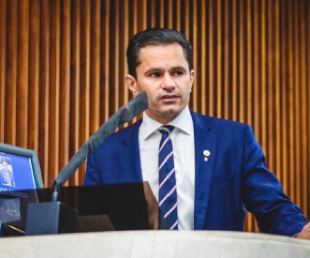 CCJ aprova PL que aplica multa a quem for flagrado usando drogas ilícitas em locais públicos no Paraná