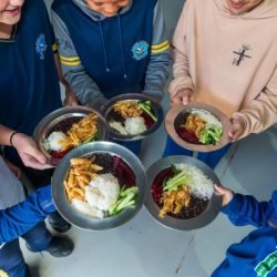 Estado entrega nova remessa da alimentação escolar diária para 1,2 milhão de alunos