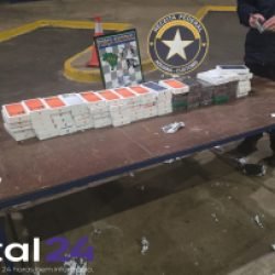 Celulares avaliados em R$ 530 mil são apreendidos em fundo falso na Ponte da Amizade