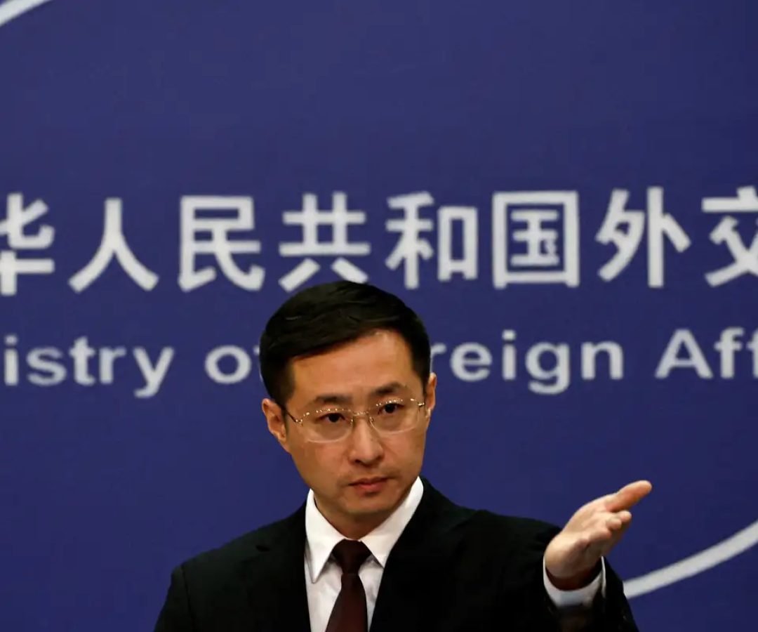 China diz que interceptação de navios pelos EUA é "violação grave"