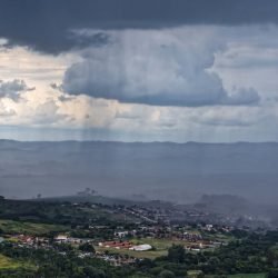 Fim de semana será de chuva na faixa Oeste do Paraná, prevê o Simepar