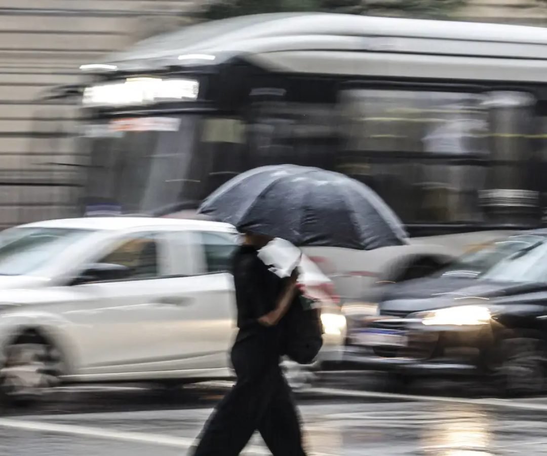 Chuvas no litoral paulista provocam interdição da Serra Mogi-Bertioga