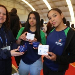 Sanepar distribui mil coletores de óleo usado em evento educativo em Piraquara