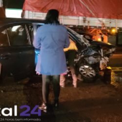 Colisão entre dois carros mobiliza equipes de resgate na BR-277, em Santa Tereza do Oeste
