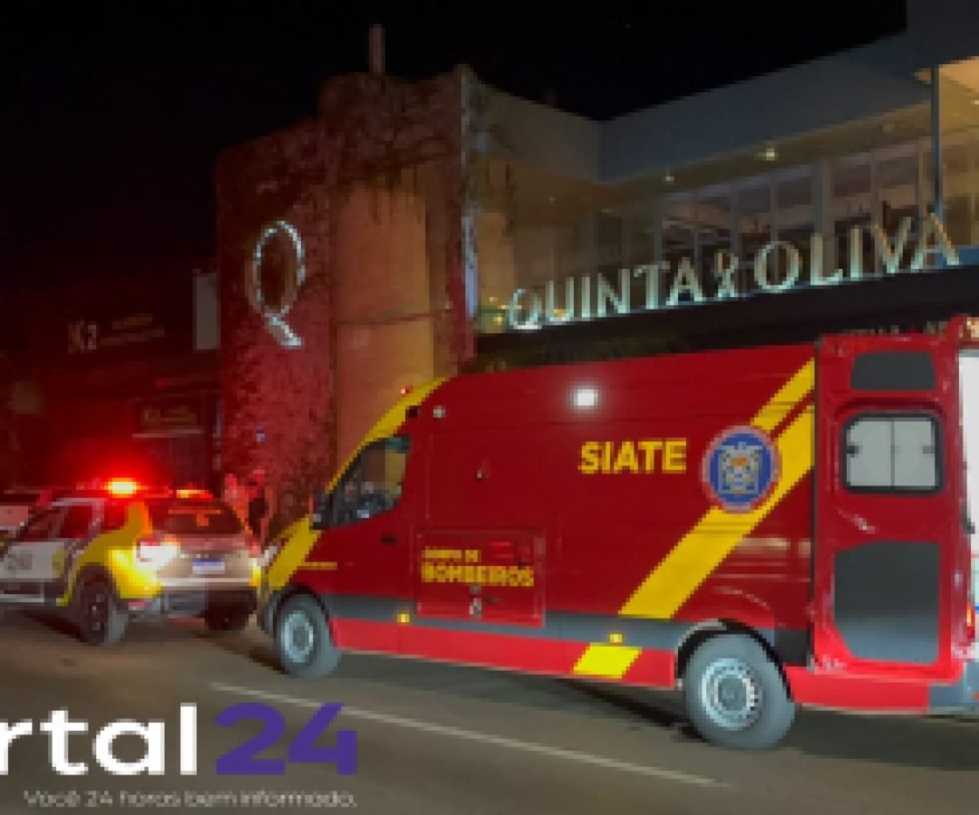 Colisão entre Uno e Jeep é registrada no cruzamento das ruas Erechim e Vicente Machado, em Cascavel