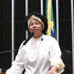 Comissão aprova criação de programa no SUS para proteger saúde cerebral de bebês