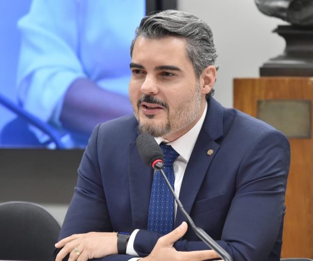 Comissão aprova inclusão de faixas exclusivas para motos na Política Nacional de Mobilidade Urbana