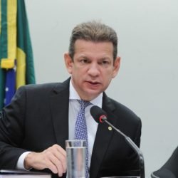 Comissão aprova política com foco nos direitos de idosos com autismo
