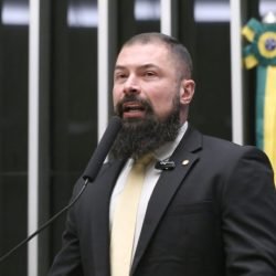 Comissão aprova uso de fundo de segurança para combate a fraudes e golpes digitais