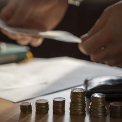 como-entender-juros-do-banco-freepik.jpg