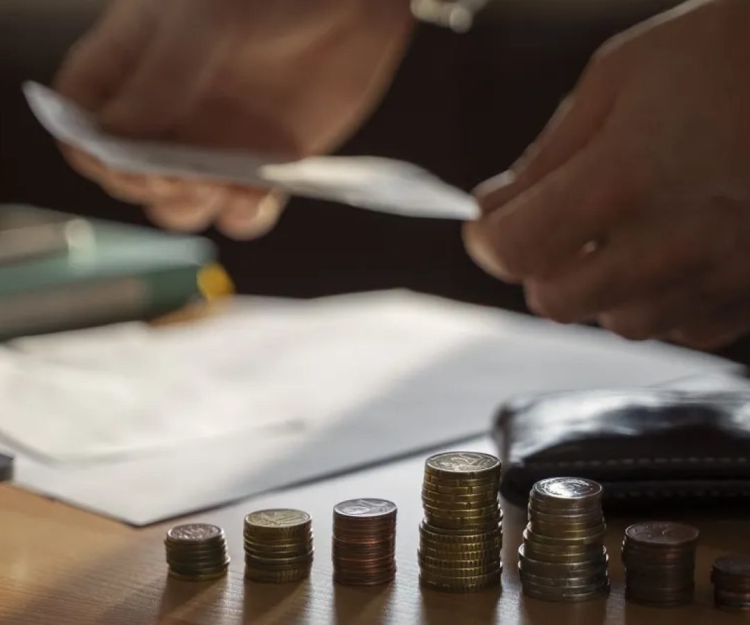 como-entender-juros-do-banco-freepik.jpg