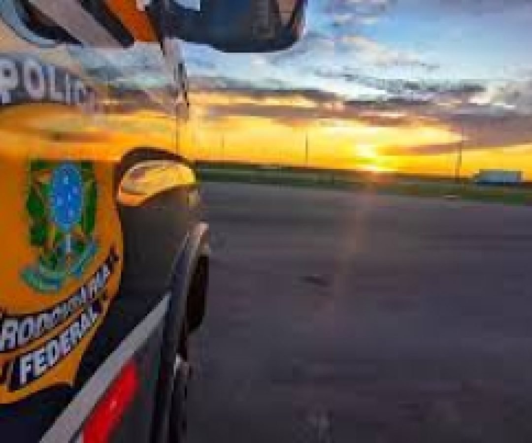 Condutor embriagado é preso por causar grave acidente na BR-272