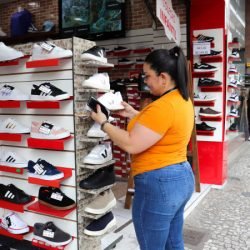 Comércio do Paraná teve maior crescimento do Brasil em fevereiro, com alta de 2,9%