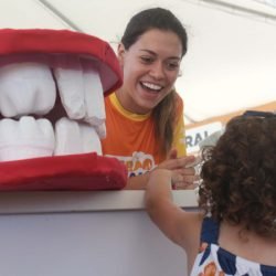 Universidades ampliam presença no Verão Maior Paraná com ações educativas no Litoral