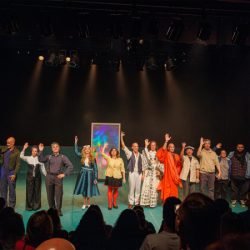G2 do Teatro Guaíra encerra temporada de “Gregor” com lotação máxima