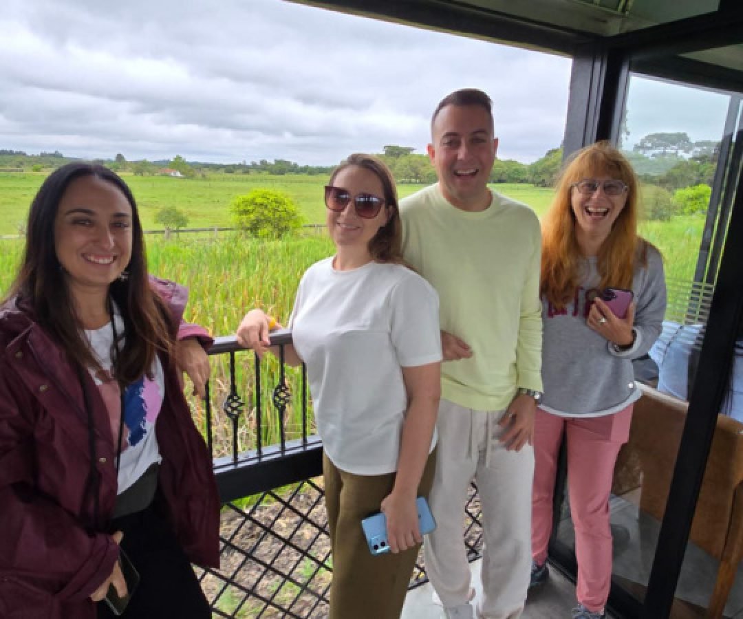 Agentes de viagens da Espanha estão no Paraná para conhecer atrativos turísticos