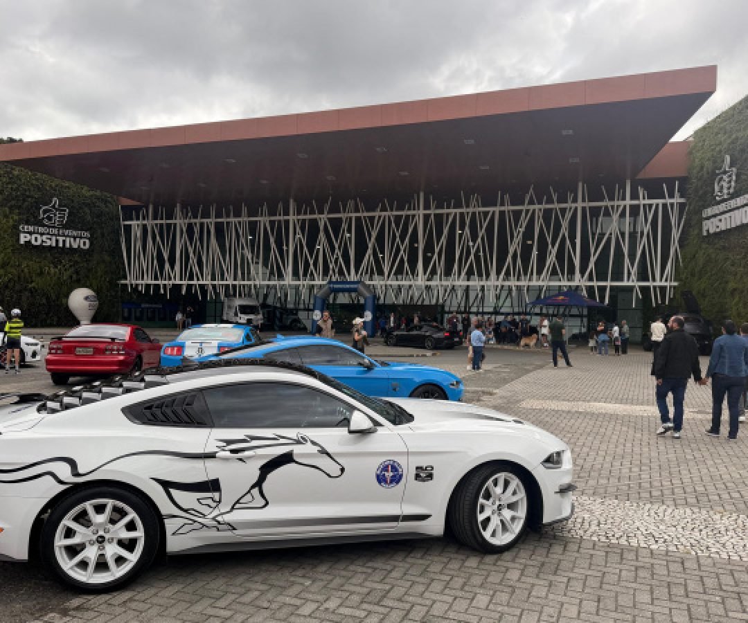Com apoio do Estado, encontro de Mustangs promove turismo sobre rodas no Paraná