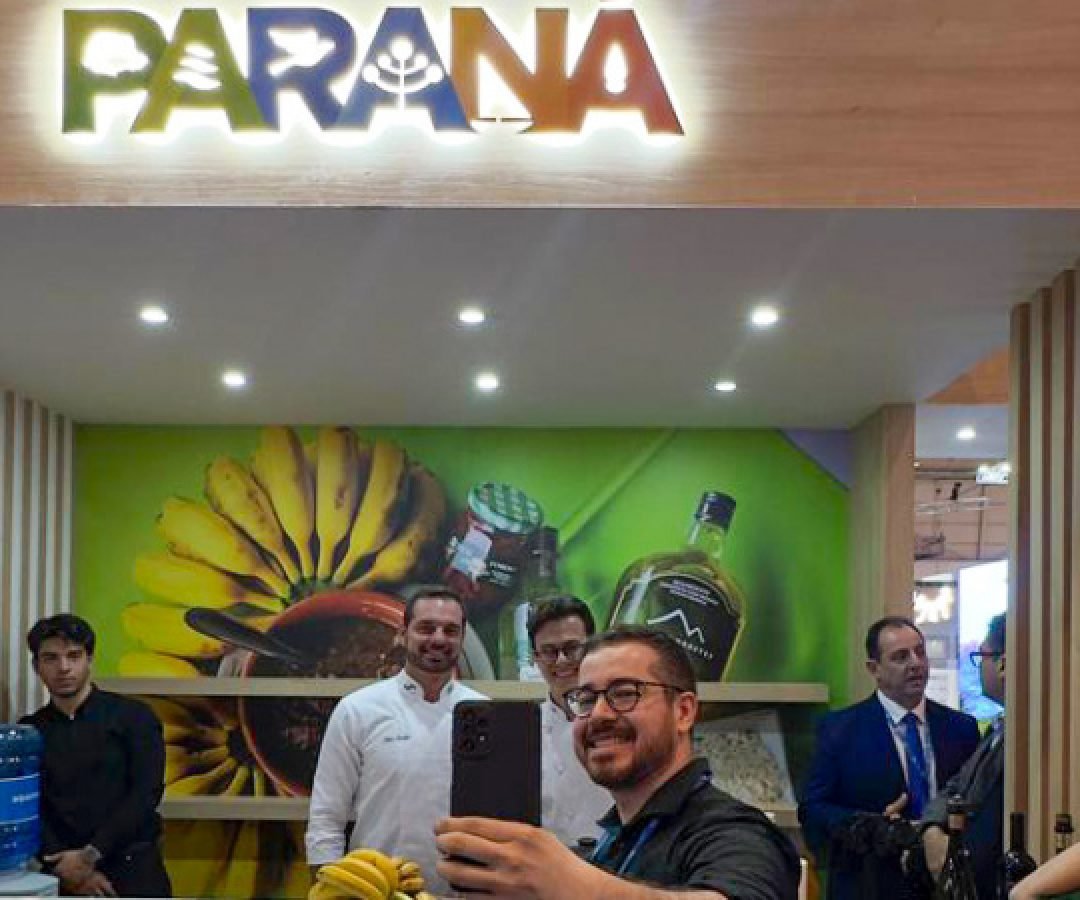 Viaje Paraná: empresários comemoram negócios fechados em feira em Portugal