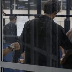 Ministros farão reunião de emergência com Castro nesta quarta-feira