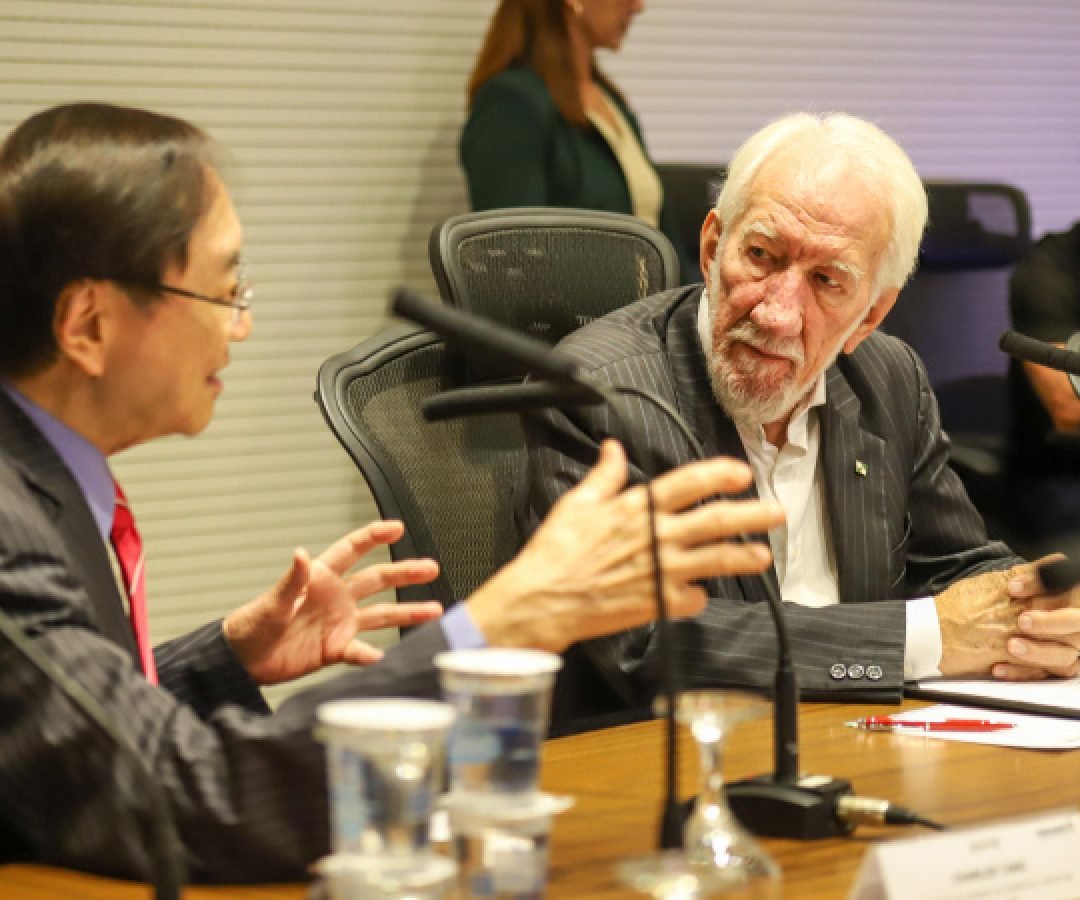 Darci Piana e comitiva chinesa discutem cooperações e novos investimentos