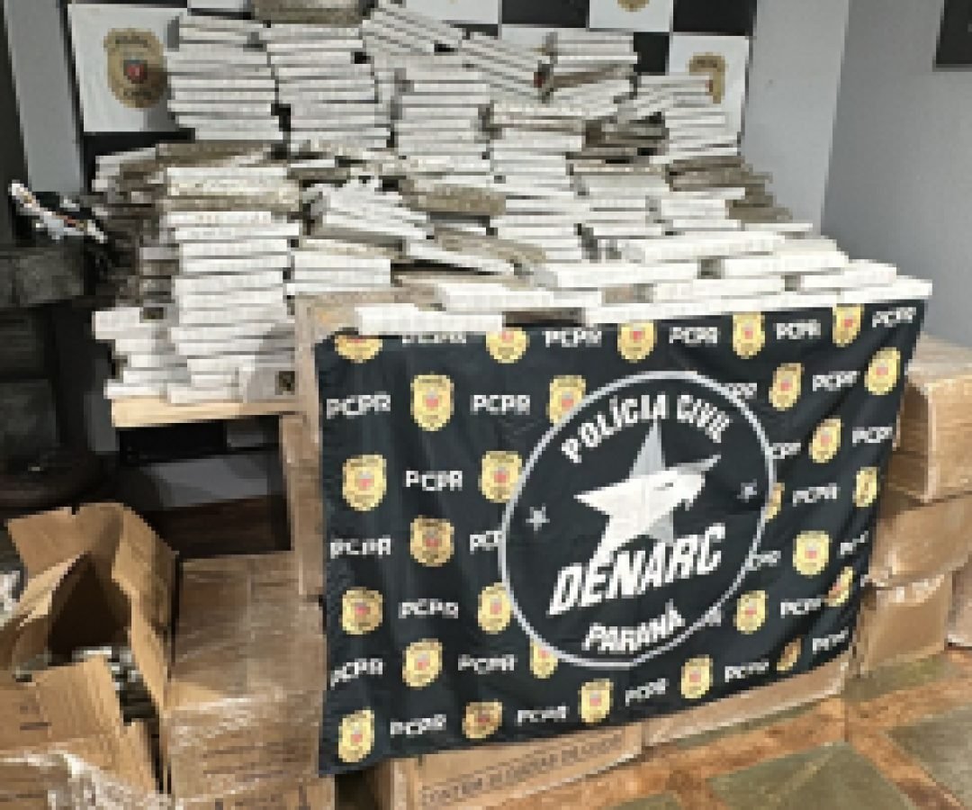 Denarc e Furtos e Roubos apreendm 1,4 tonelada de maconha