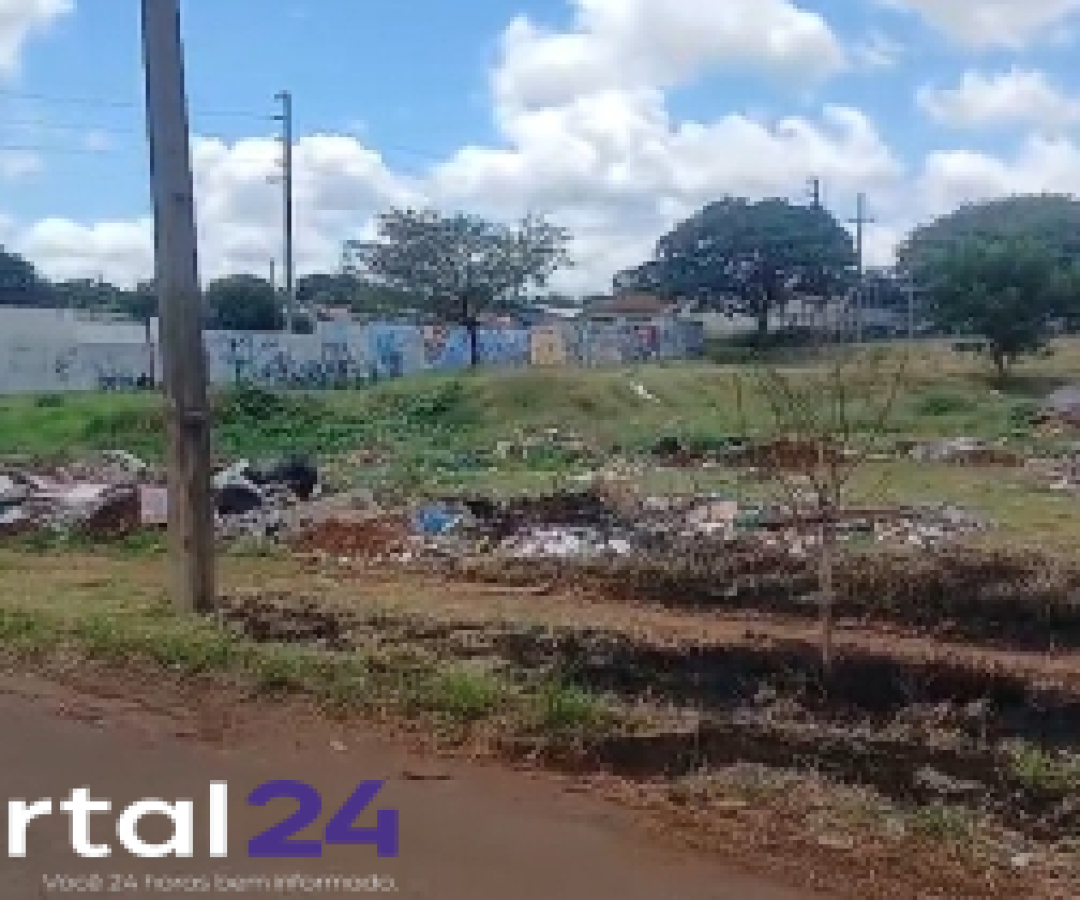 Descarte irregular preocupa moradores no bairro Interlagos, em Cascavel