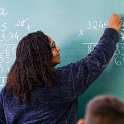 Estado investe em ferramentas e programas para reforçar ensino da Matemática