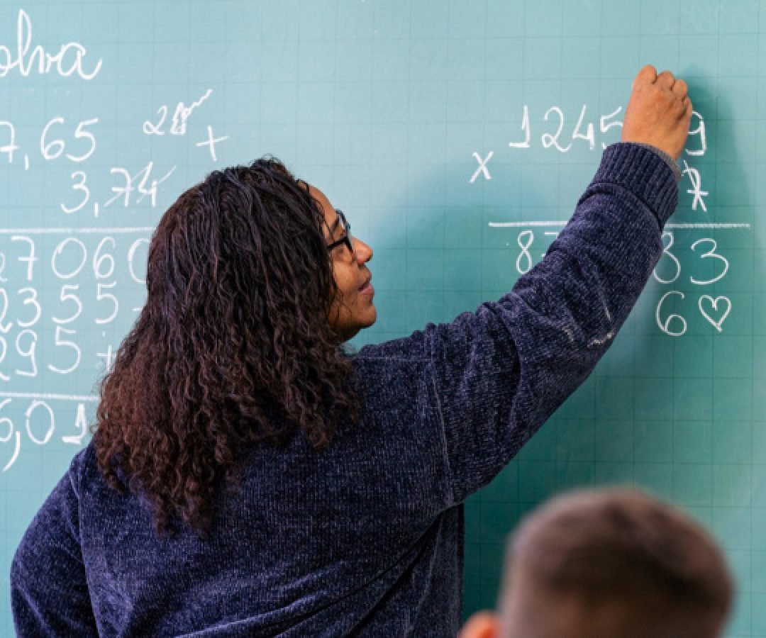 Estado investe em ferramentas e programas para reforçar ensino da Matemática