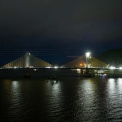 Em reta final, obras da Ponte de Guaratuba seguem inclusive no turno da noite