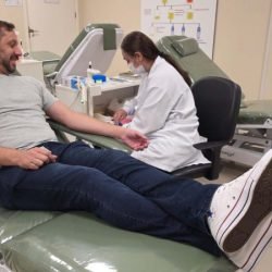 Hemepar tem transporte gratuito e coletas externas para grupos de doadores de sangue