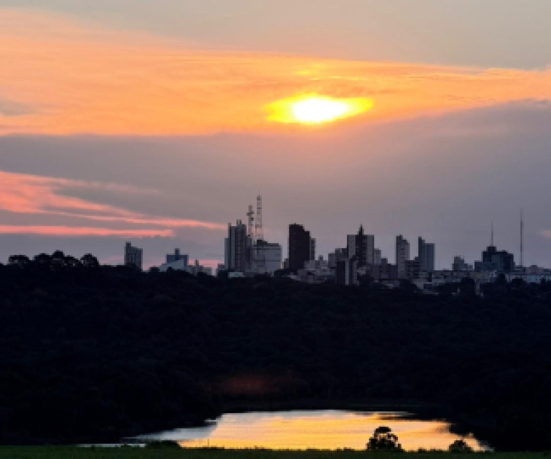 Domingo será de tempo firme e temperaturas amenas em Cascavel