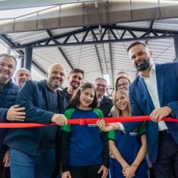 Investimento de R$ 3,5 milhões: colégio de Quitandinha ganha refeitório, laboratório e quadra coberta