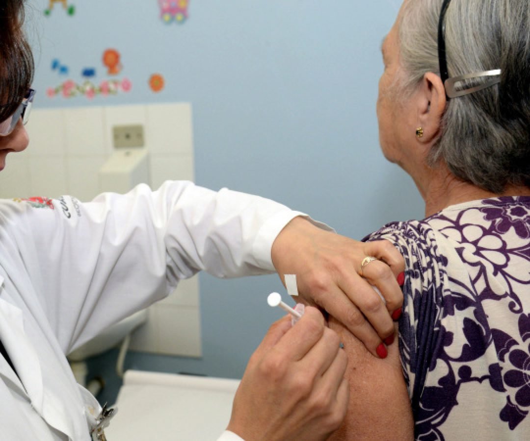 Dia D de multivacinação: Paraná inicia em 28 de março campanha de imunização contra gripe