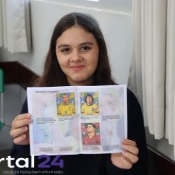clima de Copa do Mundo chega às salas de aula e álbum de figurinhas vira ferramenta de ensino em Cascavel