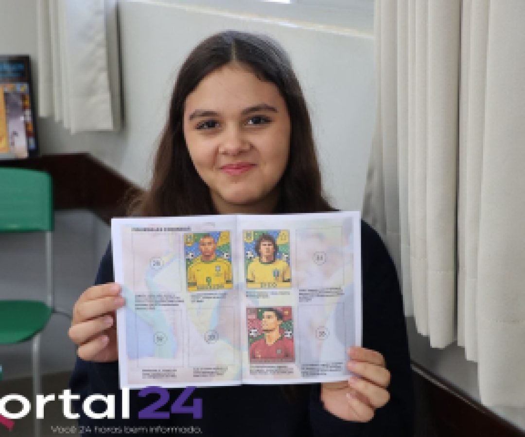 clima de Copa do Mundo chega às salas de aula e álbum de figurinhas vira ferramenta de ensino em Cascavel