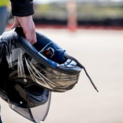 EPR Paraná orienta motociclistas para comportamento seguro nas rodovias