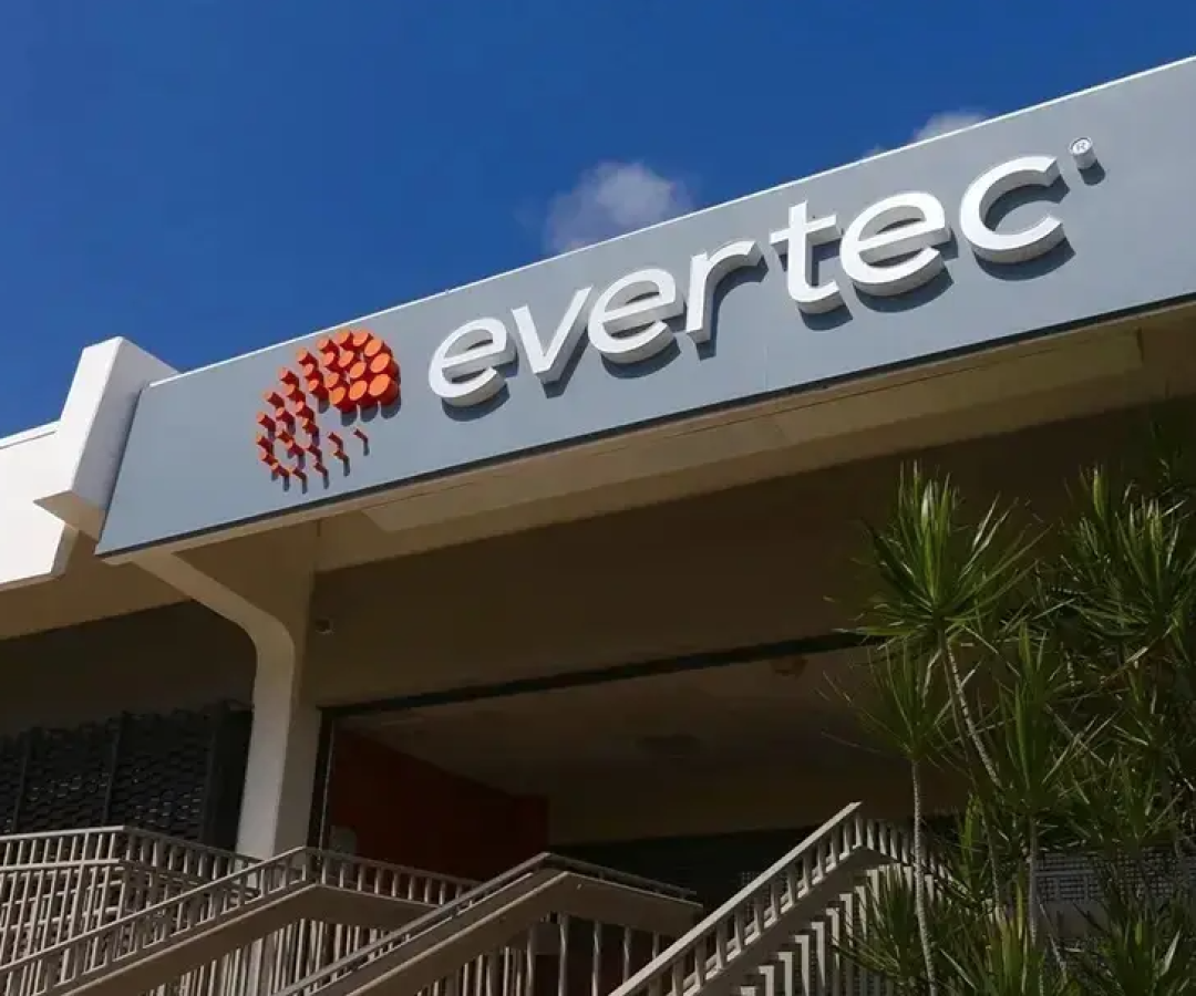 evertec.png