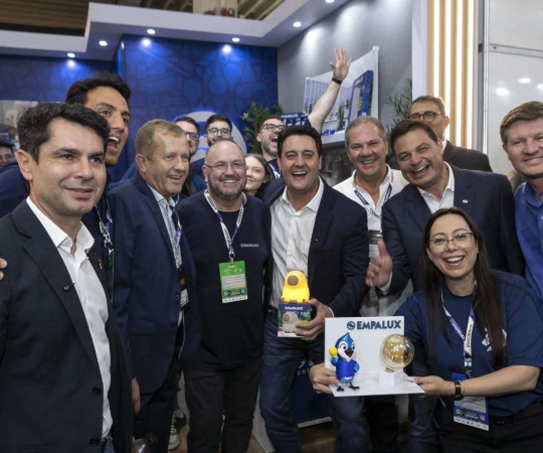 Em visita a ExpoApras, Ratinho Junior destaca produção de alimentos e economia do Paraná