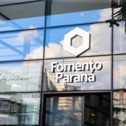Ratinho Junior sanciona lei que autoriza captação de US$ 50 milhões para micro e pequenas empresas