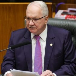 Fachin defende que juízes tenham integridade na vida pública e privada