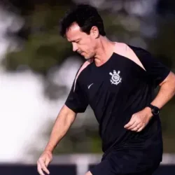 fernando-diniz-corinthians-e1776211202347.webp.webp