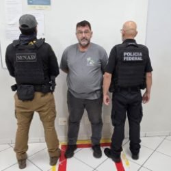 Foragido por homicídio há mais de 30 anos é preso no Paraguai e entregue ao Brasil
