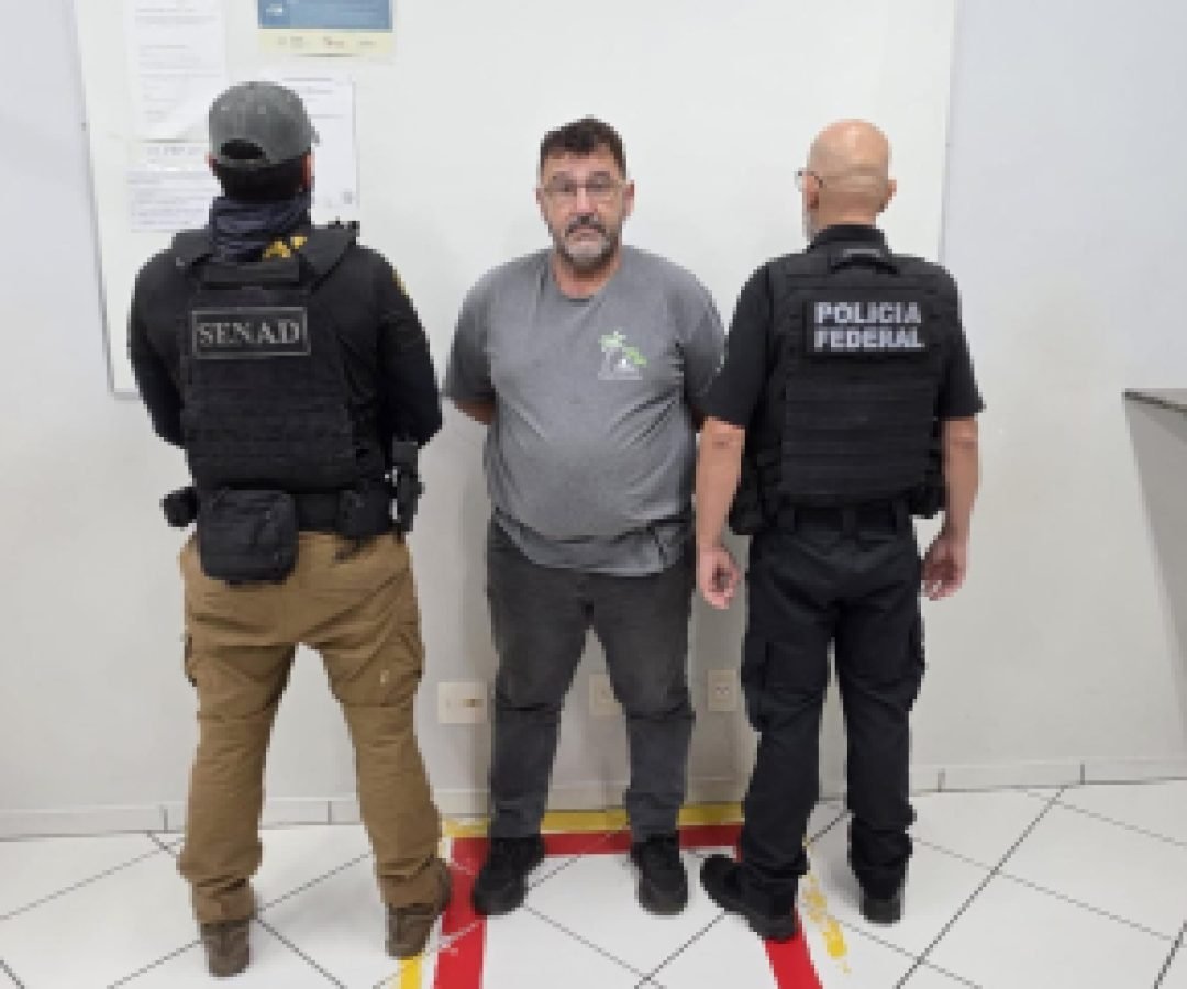 Foragido por homicídio há mais de 30 anos é preso no Paraguai e entregue ao Brasil