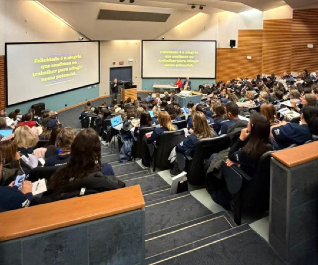 Professores da rede estadual se formam na 2ª edição do Ganhando o Mundo no Canadá