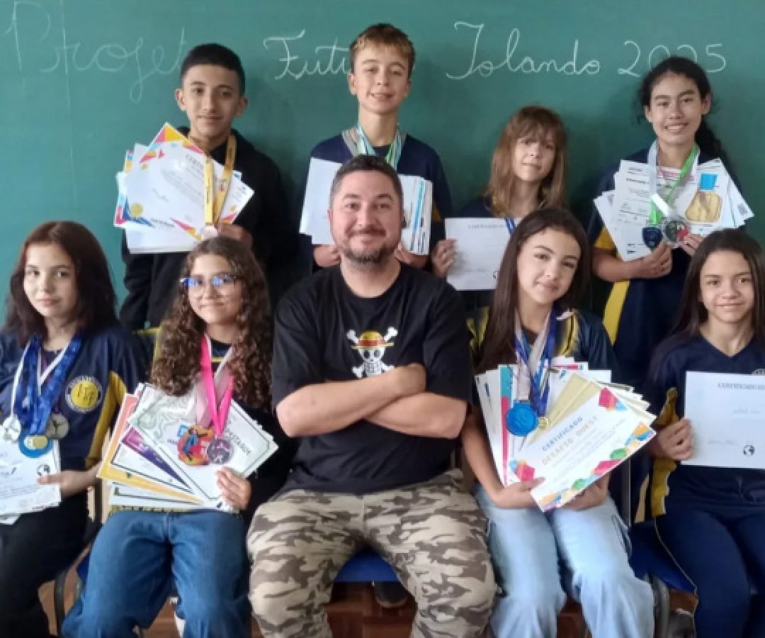 Projeto-piloto leva alunos da rede estadual a conquistar mais de 400 medalhas em olimpíadas do conhecimento