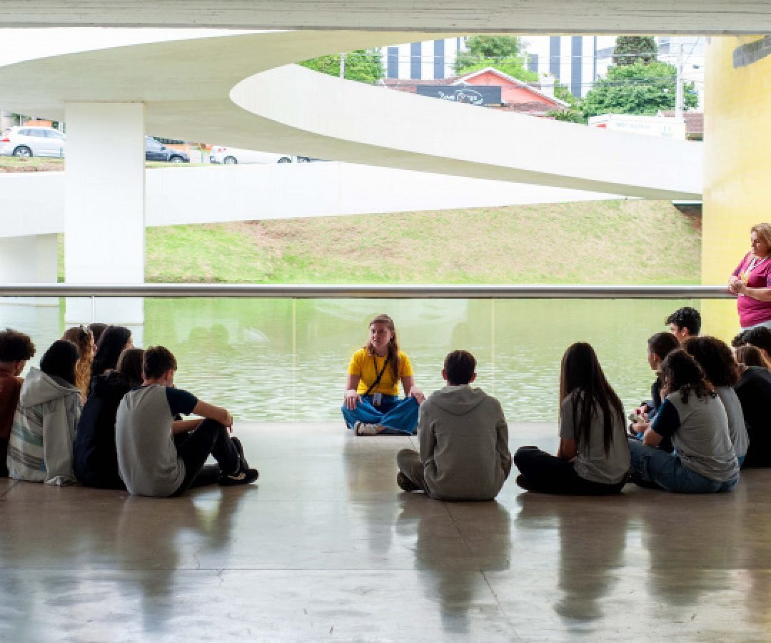 Visitas guiadas em junho vão mostrar detalhes da arquitetura, acervo e exposições do MON